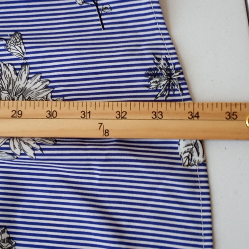 A Hint of Blush Blue White Floral Stripe Mini Dress Size M - Picture 13 of 14
